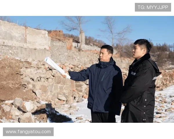 张岩：早期经历为青少年树立榜样